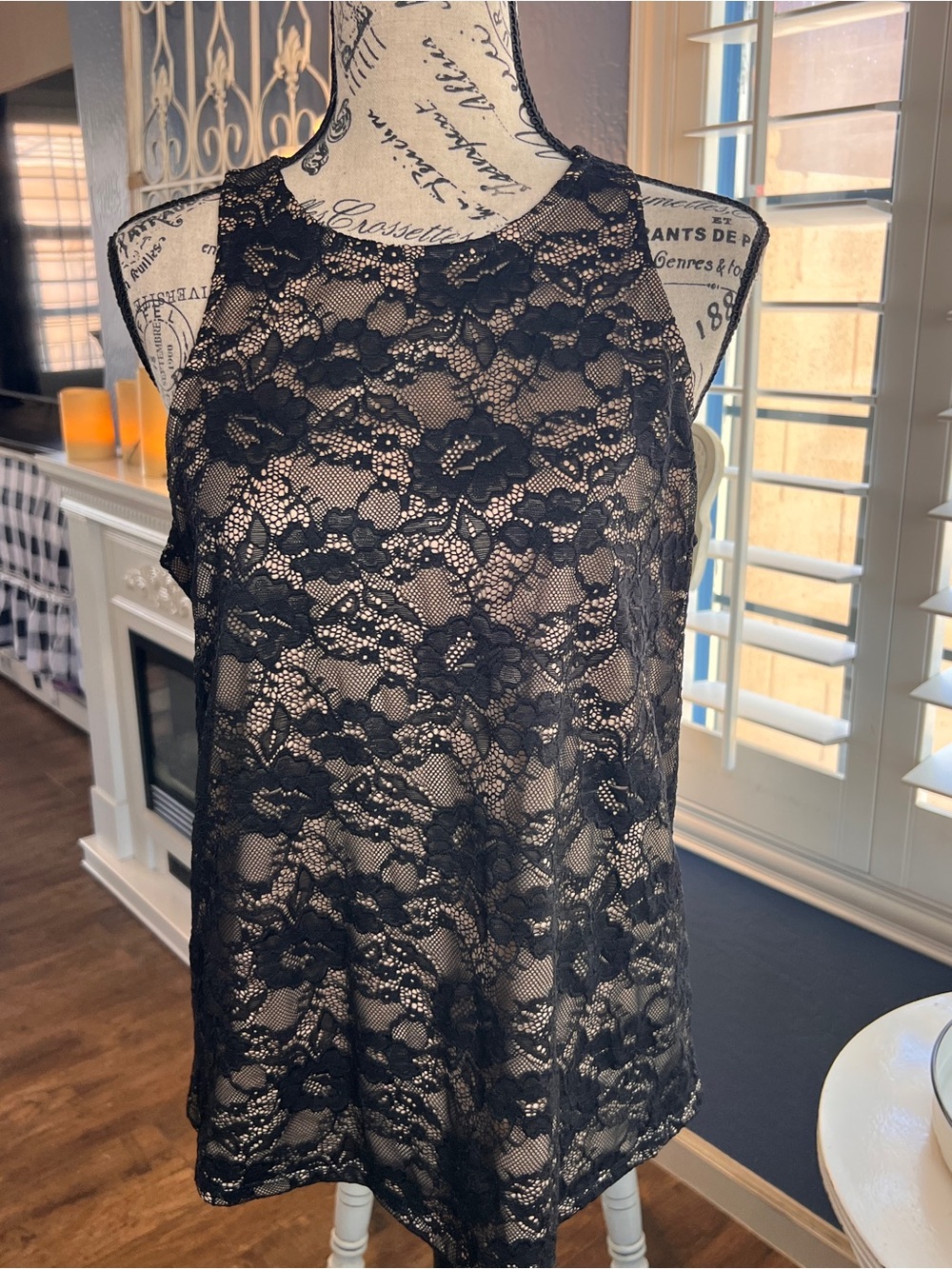 torrid Black Floral Lace lined tank